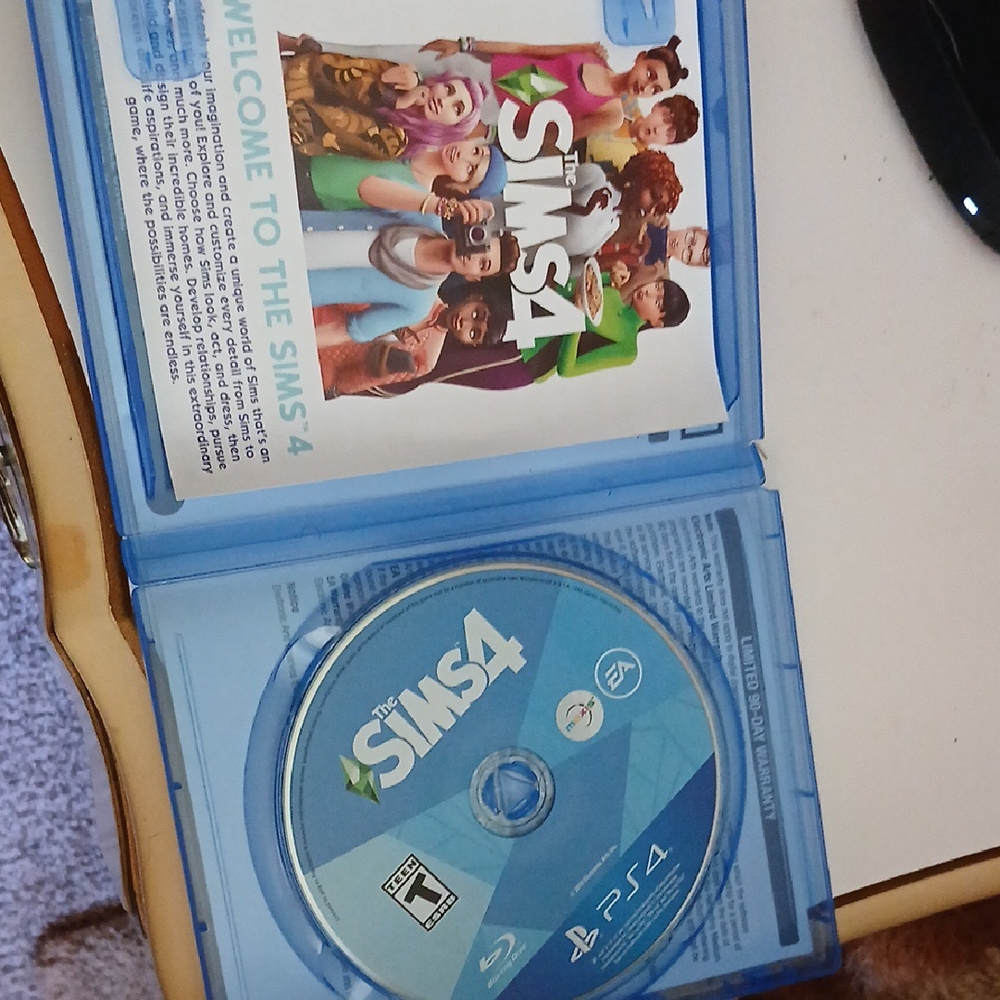 The Sims 4 PS4 Game - Picture 2 of 2